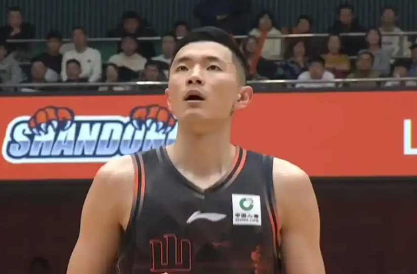 手机游戏排行榜-山东男篮神秘强援空降！保密封神+惊喜压哨，全力冲刺广州补赛！