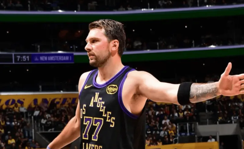 手游-雷迪克谈东契奇：卢卡这个月的表现是我记忆中最棒的